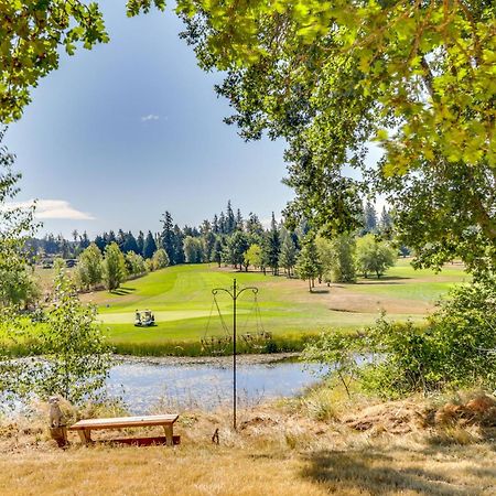 Chehalis Getaway With Golf Course View And Fire Pit!ヴィラ エクステリア 写真