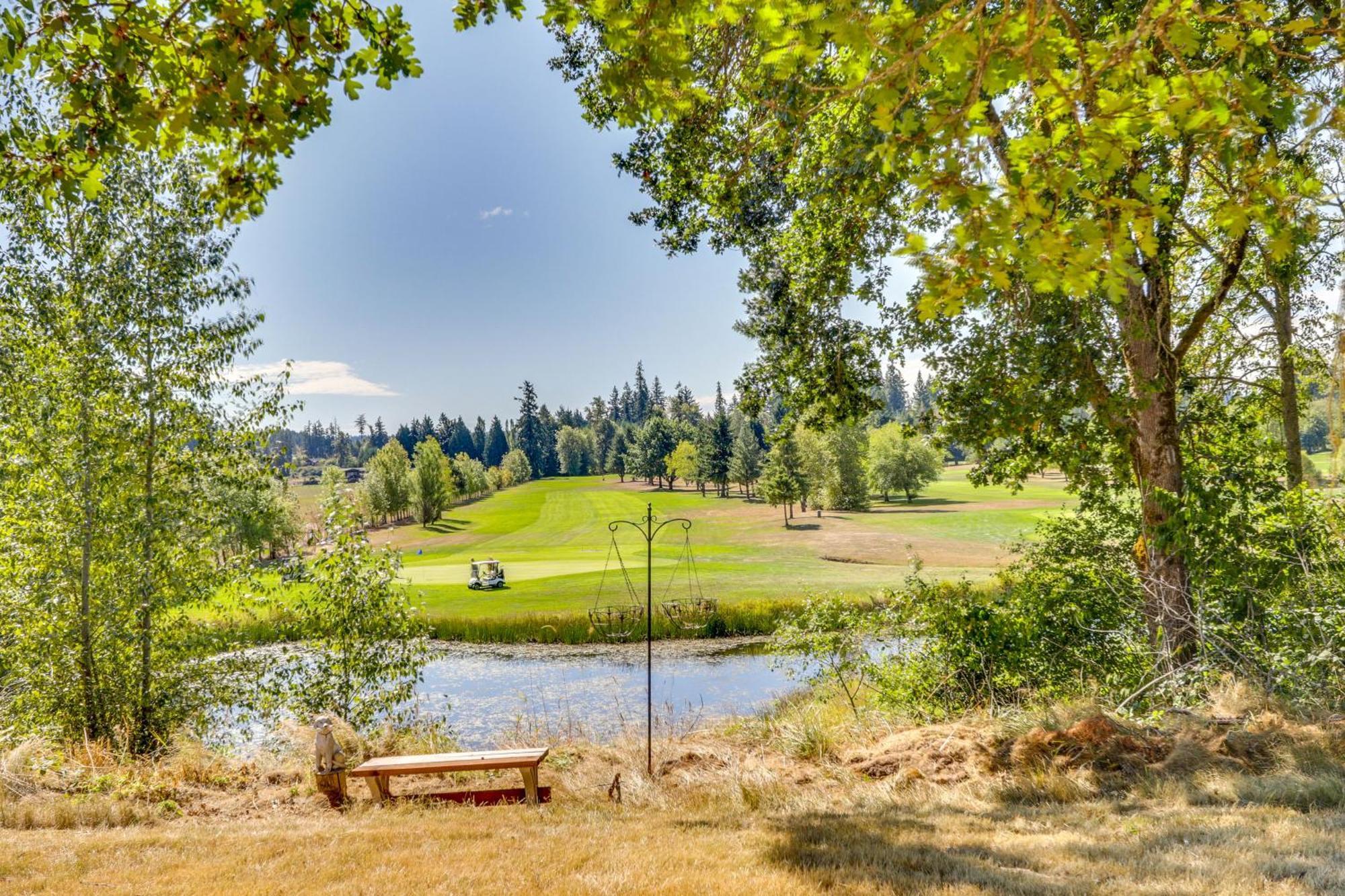 Chehalis Getaway With Golf Course View And Fire Pit!ヴィラ エクステリア 写真